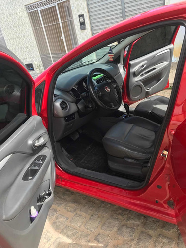 Fiat Punto 2013 1.6 16v Essence Flex Dualogic 5p