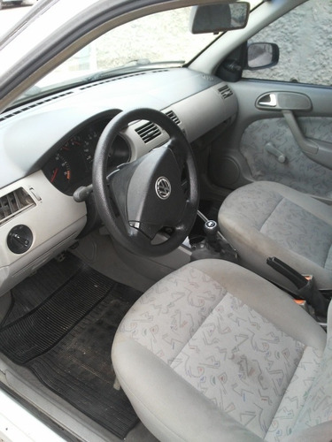 Imagem 3 de 10 de Volkswagen Gol 2000 1.0 16v 5p