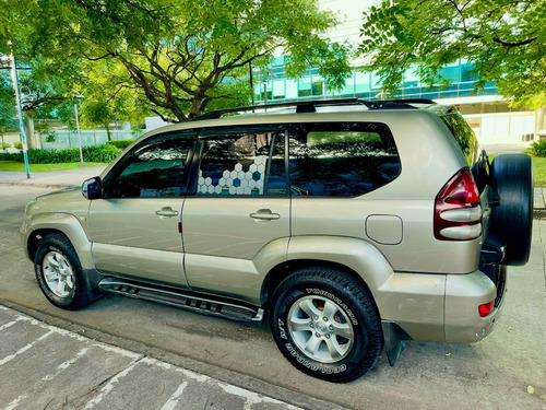 Toyota Land Cruiser 3.0 Prado