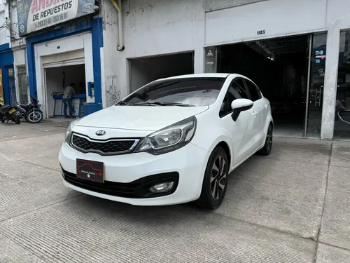 Kia Rio 1.4 5p Summa