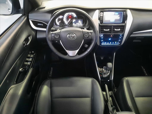 Imagem 10 de 13 de Yaris 1.5 16v Flex Xls Multidrive