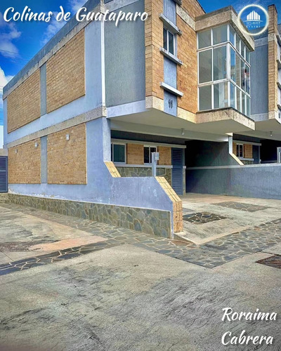 Townhouse En Obra Blanca En Venta Con Planta Eléctrica 100% En Colinas De Guataparo.