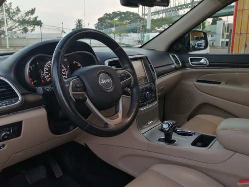 Imagen 11 de 15 de Jeep Grand Cherokee 2014 3.6 Limited V6 4x2 At