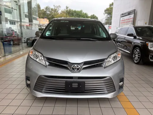 Toyota Sienna 3.5 Xle Piel At