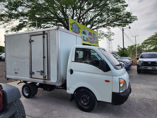 Imagen 2 de 15 de Hyundai H100 Modelo 2012