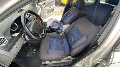 Imagen 11 de 15 de Chevrolet Optra