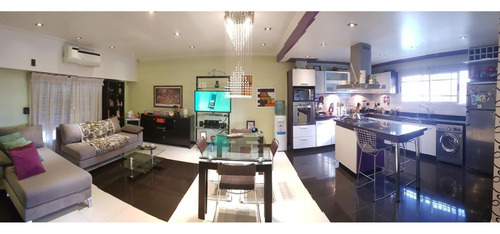 Venta Casa + Depto. Merlo Apto Credito. Calle Mitre Al 2000