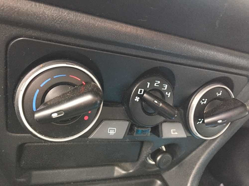 Imagem 9 de 11 de Mitsubishi Pajero Tr4 2011 2.0 Flex Aut. 5p