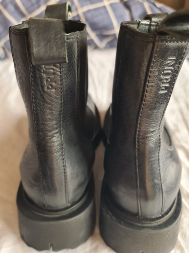 Botines Prune Cuero (Usado)