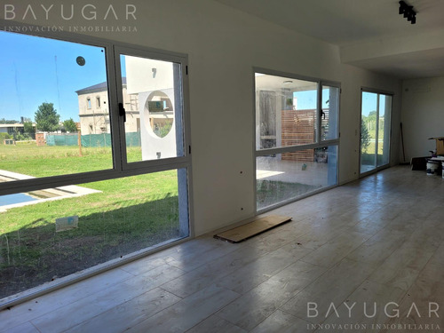 Venta Casa - Barrio Privado Santo Tomas / Pilar