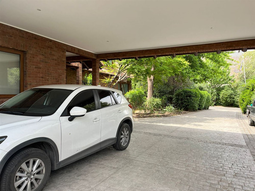 Casa En Arriendo 6d 6b Condominio Las Pircas Chicureo