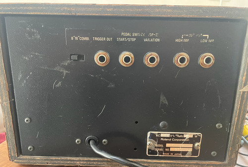 Caja De Ritmos Vintage Roland Cr68 Negro (Usado)