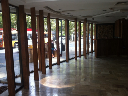 Pasos Del Metro Pedro De Valdivia