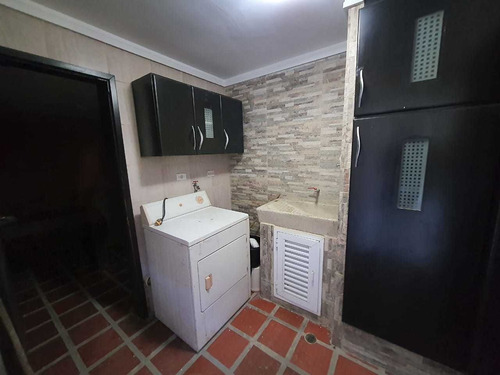 Imagen 7 de 22 de Apartamento En Alquiler En La Sagrada Familia Vanessa Suarez
