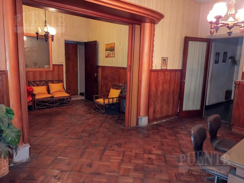 Imagen 4 de 17 de Casa - Banfield Oeste