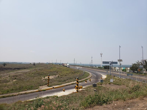 Imagen 1 de 6 de Terreno Comercial En Venta Colinas De Santa Fe