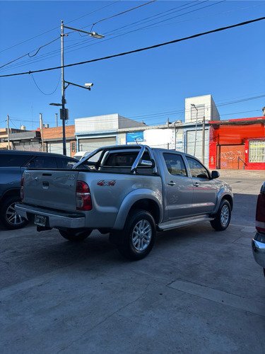 Toyota Hilux Pick-up 3.0 Cd Srv Cuero 4x4 5at - A4