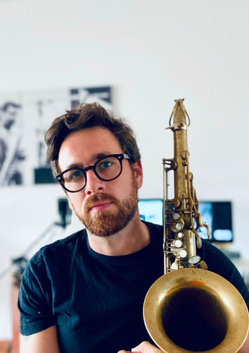 Imagen 1 de 9 de Clases Saxo Y Flauta Traversa Online Y Presencial Belgrano