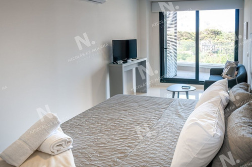 Imagen 28 de 30 de Apartamento En Venta De 3 Dormitorios En Mansa Con Vista Al Mar - Punta Del Este Mansa