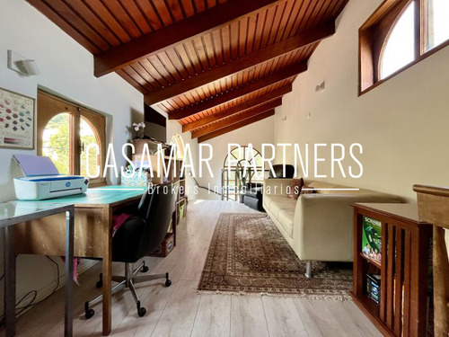 Preciosa Casa 3d + Servicios/ Luis Mattte Larraín