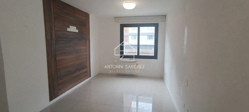 Apartamento En Torres Barcelona
