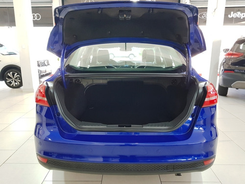 Ford Focus 2.0 TITANIUM FASTBACK 16V FLEX 4P POWERSHIFT
