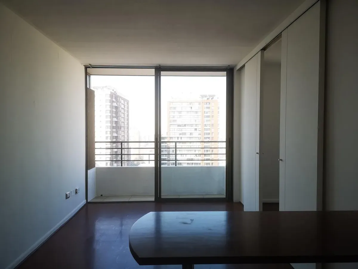 Imagen 3 de 25 de Venta 1d 1b Con Bodega Santiago Centro
