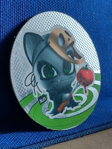 Tazos 2013 Super Funki Punky Mega Silver Stamp #151 Nuts (Usado)