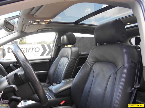 Audi Q7 1