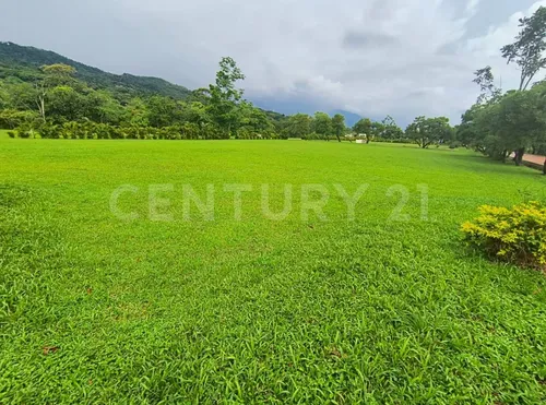 Hermoso Lote Club Campestre Santa Teresita,