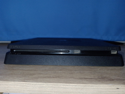 Ps4 Slim 825gb + 2 Mandos + Un Juego Lo Elige Usted!