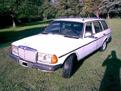 Imagen 1 de 4 de Mercedes Benz 300 Td