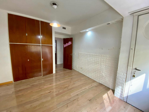 Alquilo Casa Con Local Y Depósito Caballito