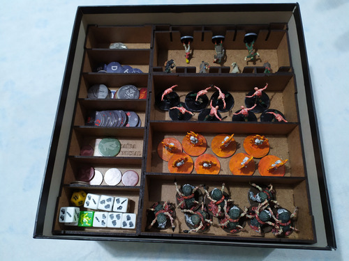 Fireteam Zero Boardgame Jogo De Tabuleiro - Terror - Guerra (Usado)