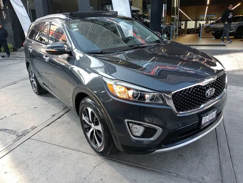 Kia Sorento 3.3 V6 Ex Pack Piel 7 Pasajeros AWD At