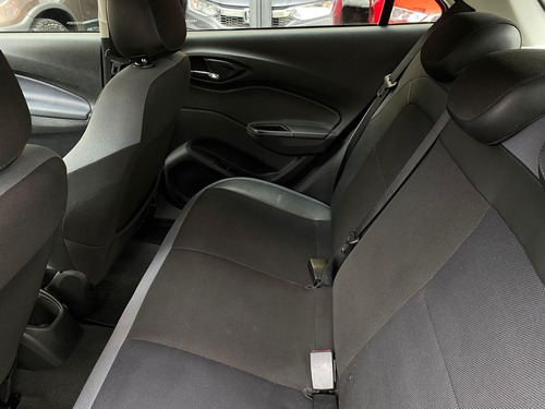 Imagem 12 de 15 de Chevrolet Onix 1.4 Mpfi Activ 8v Flex 4p Automático 2018...