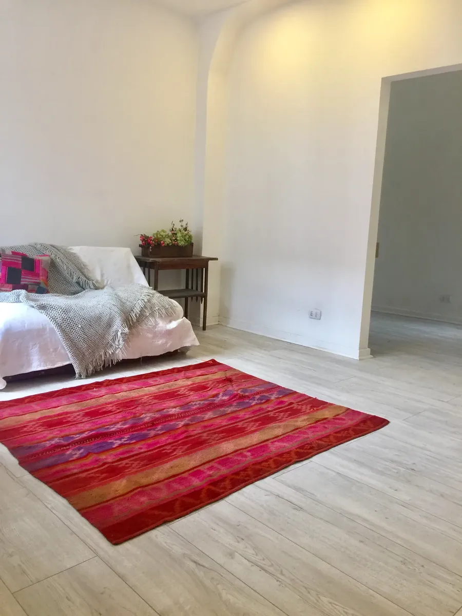 Imagen 2 de 15 de Casa En Primer Piso, Sin Jardin, No Paga Gastos Comunes