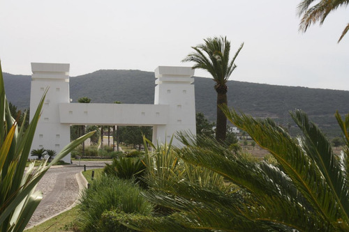 Terreno En Venta En Valle De Los Reyes, Jal. A La Salida A Lagos 15 Min De Plaza Mayor En León, G...