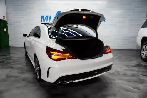 Mercedes-Benz Clase CLA 2.0 250 Cgi Sport At
