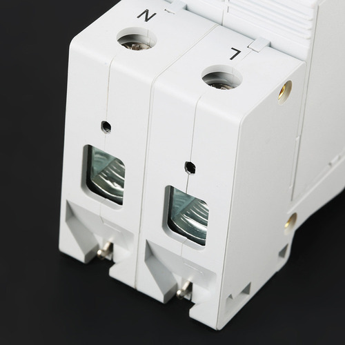 . 1 Peça 220 V 2p 40ka Proteção Contra Surtos Residenciais D