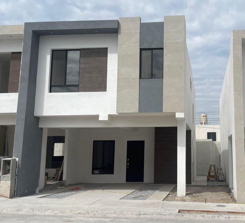 Casa Sola En Venta En Fraccionamiento Real Del Sol, Saltillo, Coahuila