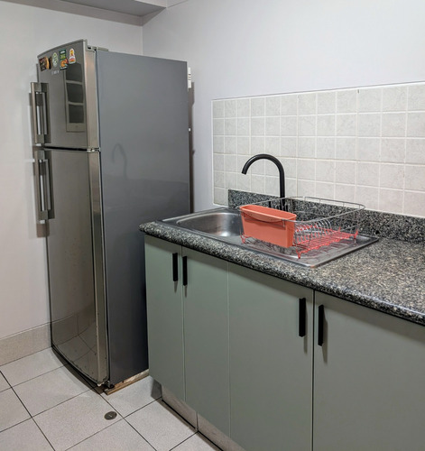 Alquiler De Habitaciones Para Mujeres-pueblo Libre( Limite Con San Miguel) A Dos Cuadras De Plaza San Miguel, Pucp, A 10 Minutos De La Upc, U. San Marcos Y U. Ruiz De Montoya; A 20 Minutos U.pacifico.