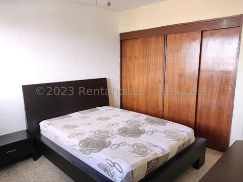 Imagen 6 de 30 de Apartamento En Venta En Av Pedro Leon Torres Barquisimeto De 125 Mts Con Una Excelente Distribución Entre 4 Habitaciones, 3 Baños, Cocina, Comedor, Sala Y Área De Balcón Gabriela C.