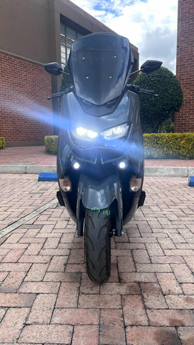 Yamaha Nmax Connect