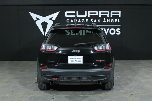 Jeep Cherokee 3.3l Trailhawk At