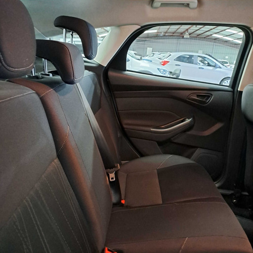 Imagen 18 de 18 de Ford Focus 5p 1.6l N Mt S 2017