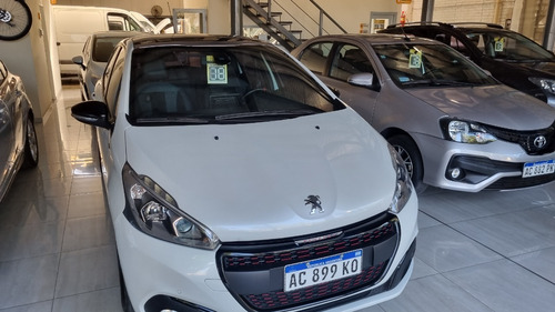 Imagen 9 de 16 de Peugeot 208 2018 1.6 Gt Thp