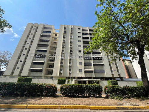 Julio Latouche 25-17840 Apartamento En Venta Prebo Valencia, Amplio, Cómodo E Iluminado, Re-modelado, Semi Amoblado, Cerca C. C. Shopping Center, Planta Electrica.