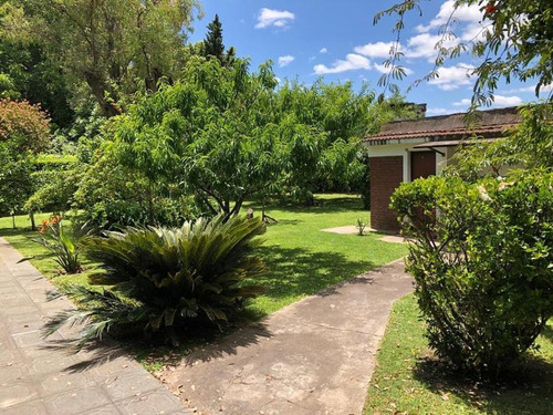 Imagen 10 de 30 de Casa Quinta Sobre Parque De 1834 M2 - El Trébol