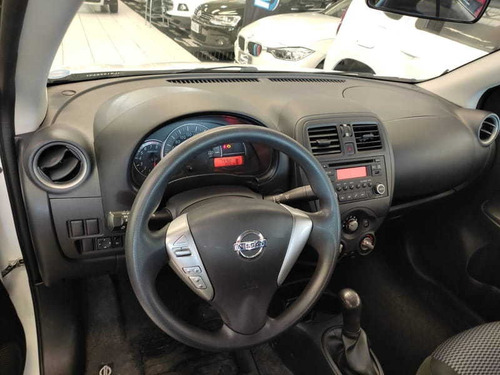 Imagem 12 de 13 de Nissan Versa 1.0 12v Flexstart 4p Mec. 2020